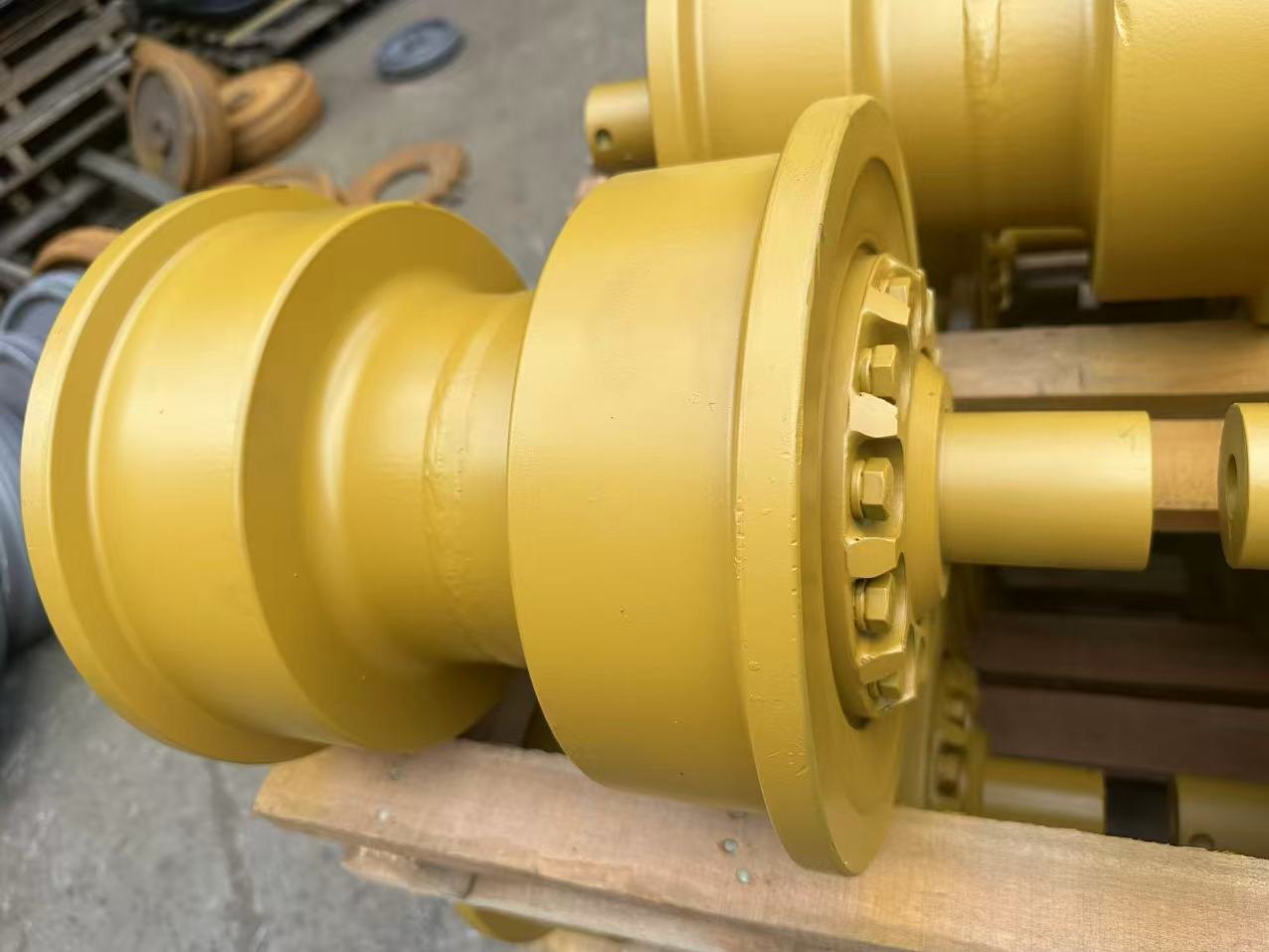 SD13 Track Roller
